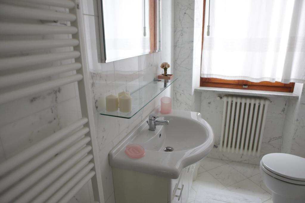 B&B Casa Di Claudia Marina Di Carrara Exteriör bild